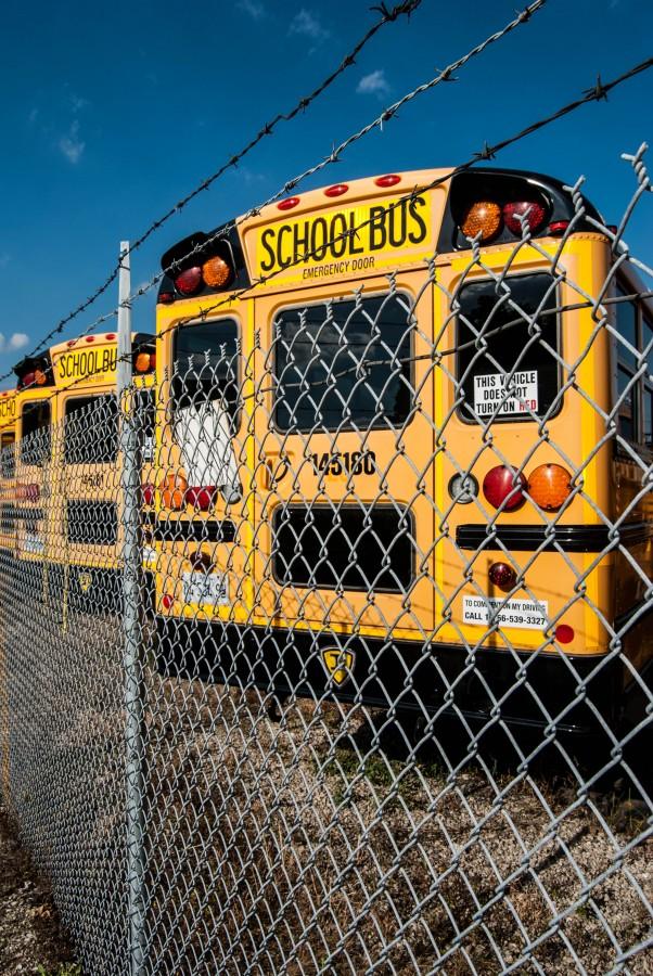 New busing system faces difficulties