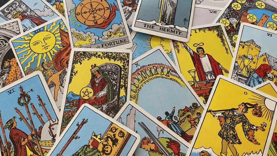 COMMUNICATING WITH THE DEAD: Psychic Laura Lynn uses tarot cards and clairvoyance to pass messages from those passed.