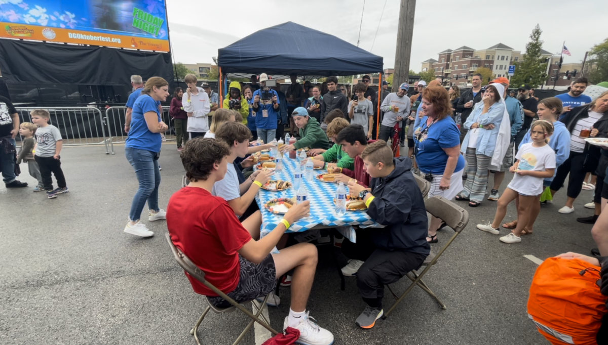 CHOWING DOWN: DGN and DGS German Clubs face off in a bratwurst eating contest. 