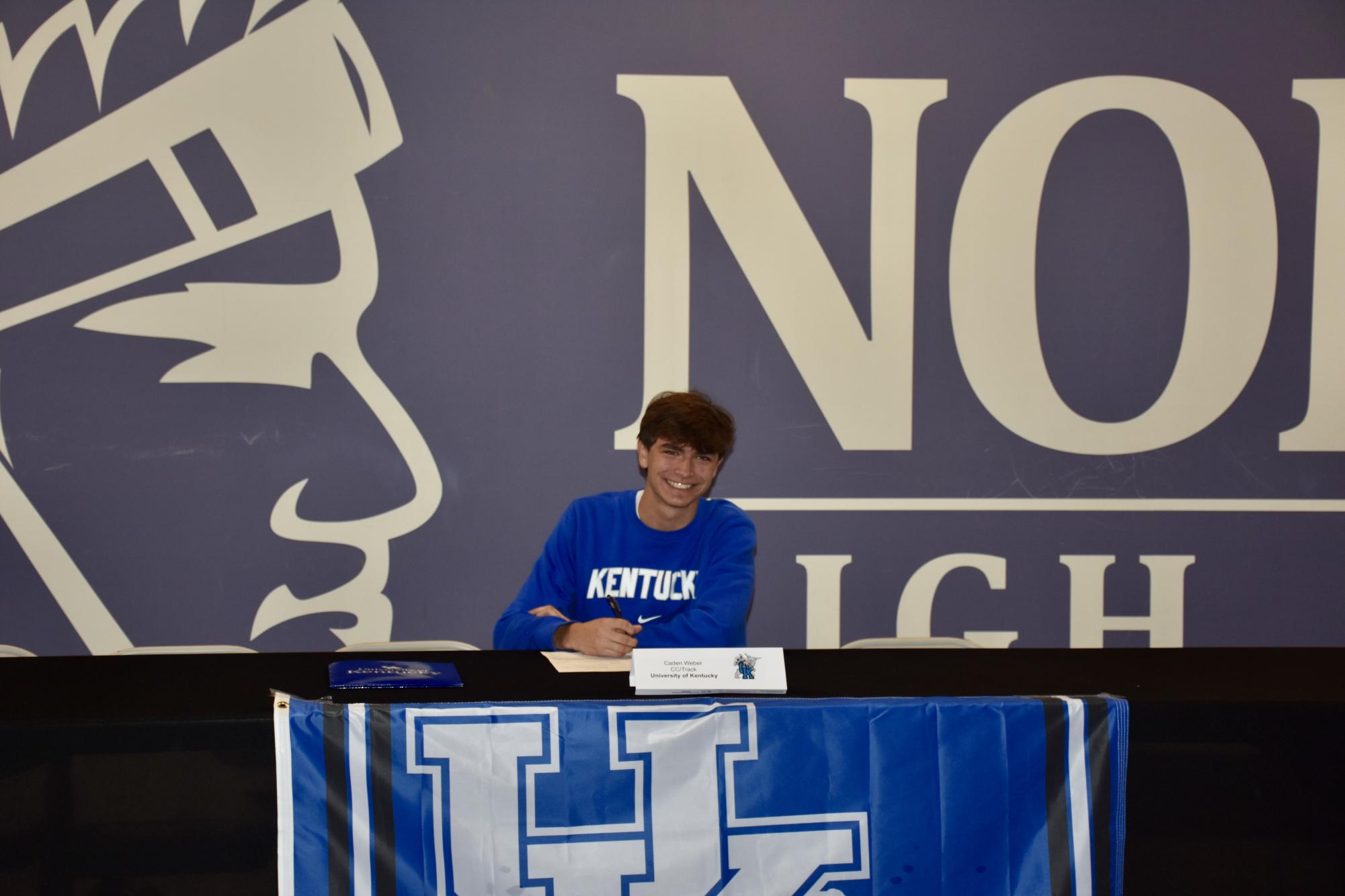 Ten athletes sign National Letter of Intent on fall signing day – DGN Omega