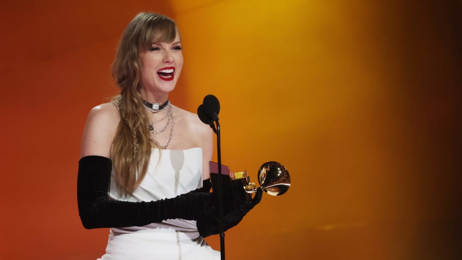Taylor Swift announces release of new album during Grammy acceptance speech