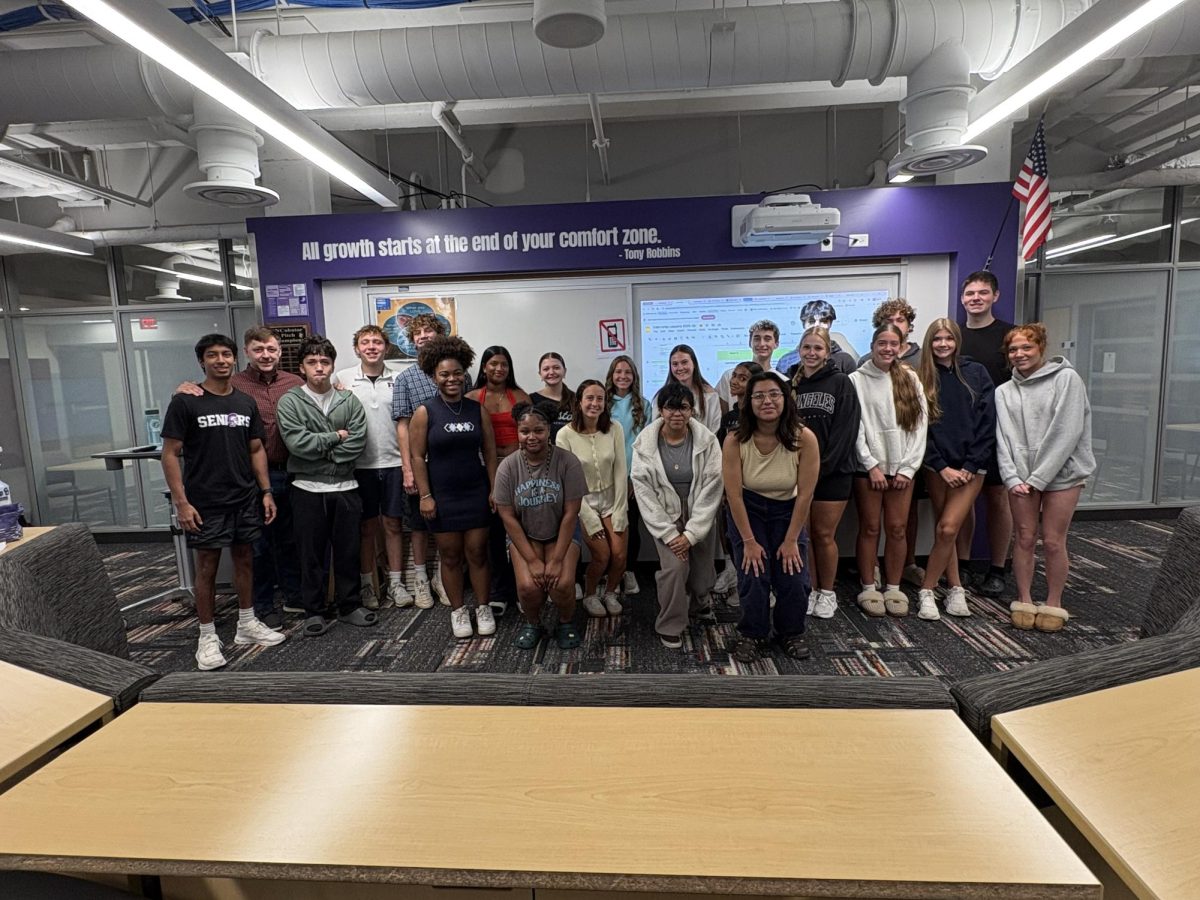 Smiles All Around: The 2025-2026 members of DGN's Internship Program take their class photo.
Photo by Linnea Peckenpaugh